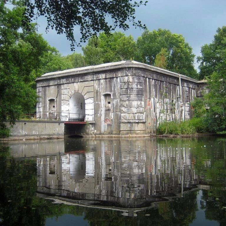 Voorzijde van het Fort Oelegem Vleermuizenreservaat